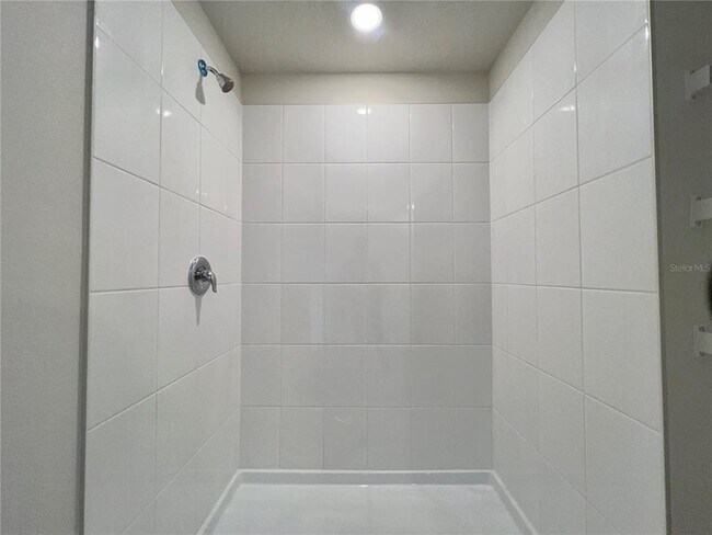 Building Photo - 32441 Limitless Pl