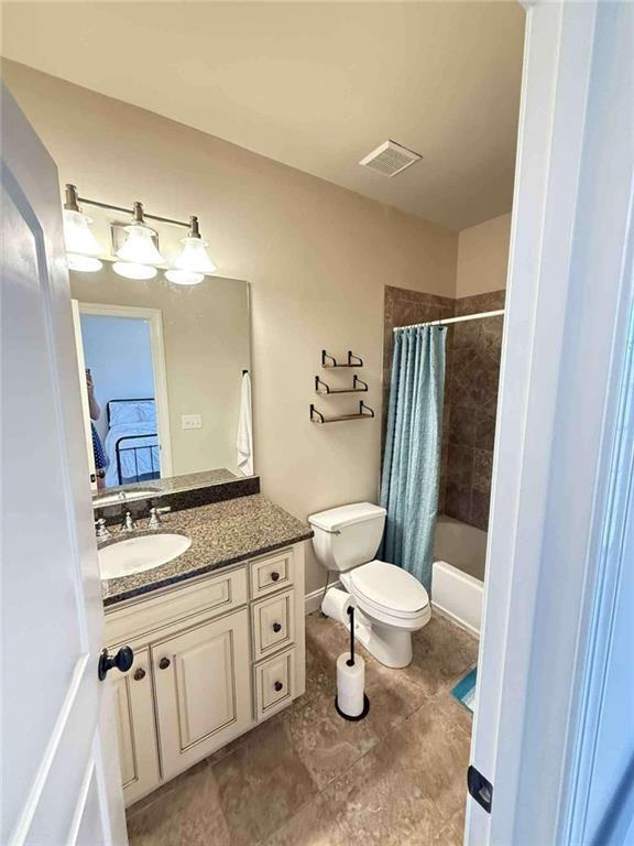 Building Photo - 1399 Traditions Way