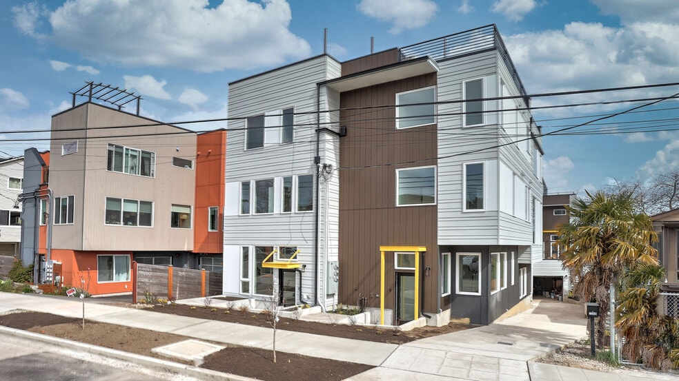 Building Photo - 7544 43rd Ave S