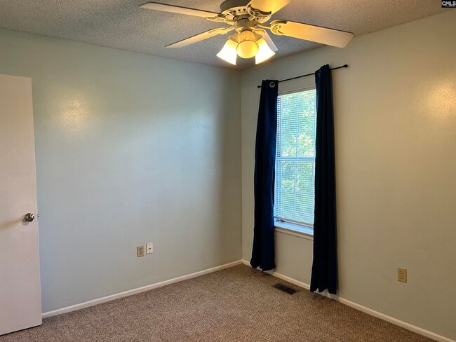 Building Photo - 911 Hulon Ln