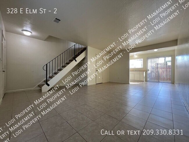 Building Photo - 328 E Elm St