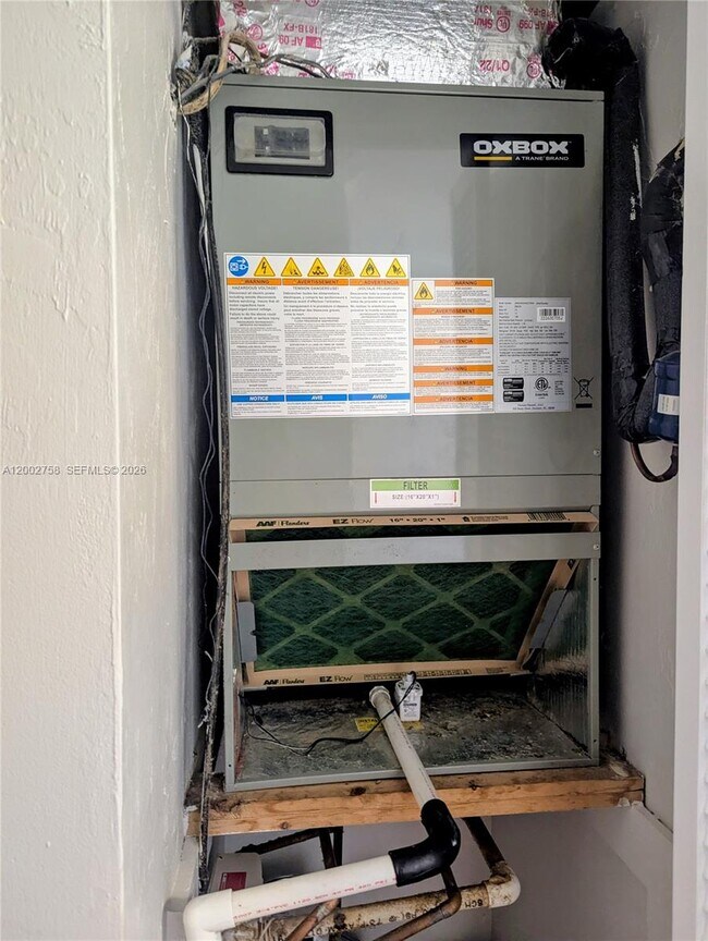 Building Photo - 7160 Fairway Dr