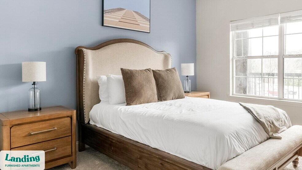 Building Photo - 100 Crossing Blvd