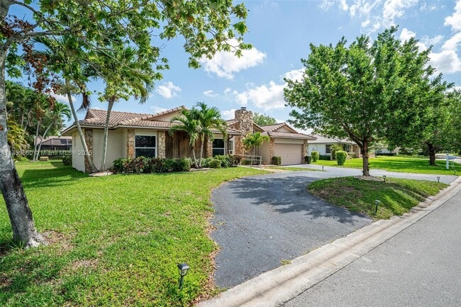 Primary Photo - 9919 SW 1st Ct