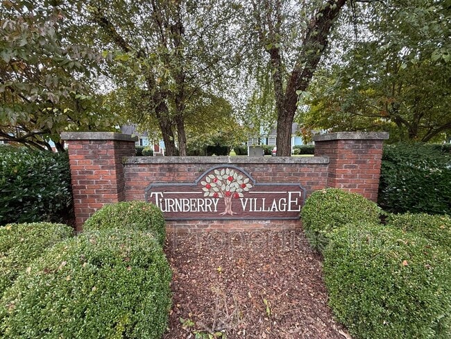 Building Photo - 119 Rowe Ln