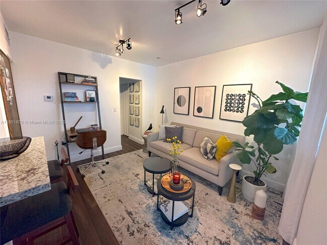 Primary Photo - 540 NW 7th St