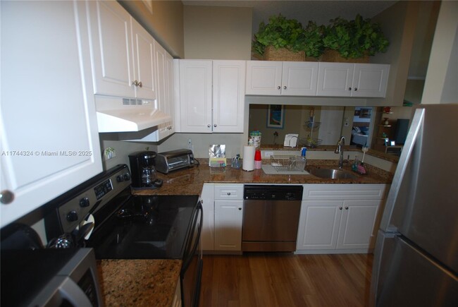 Building Photo - 4411 Tuscany Way