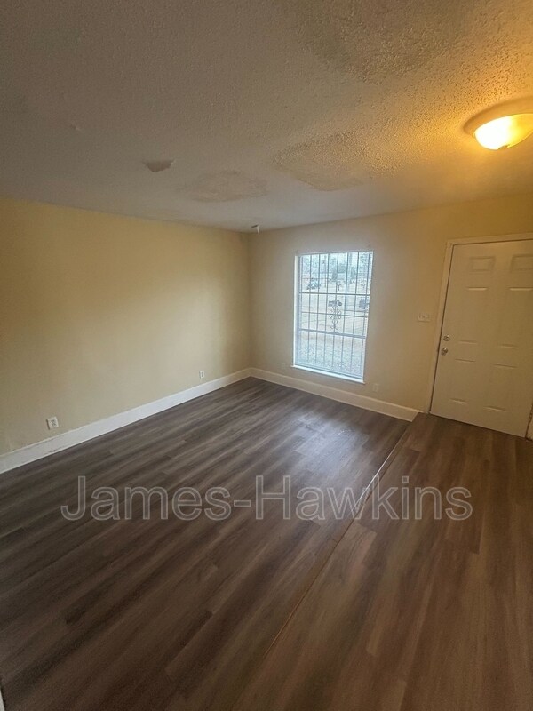 Building Photo - 5328 Ira Ln