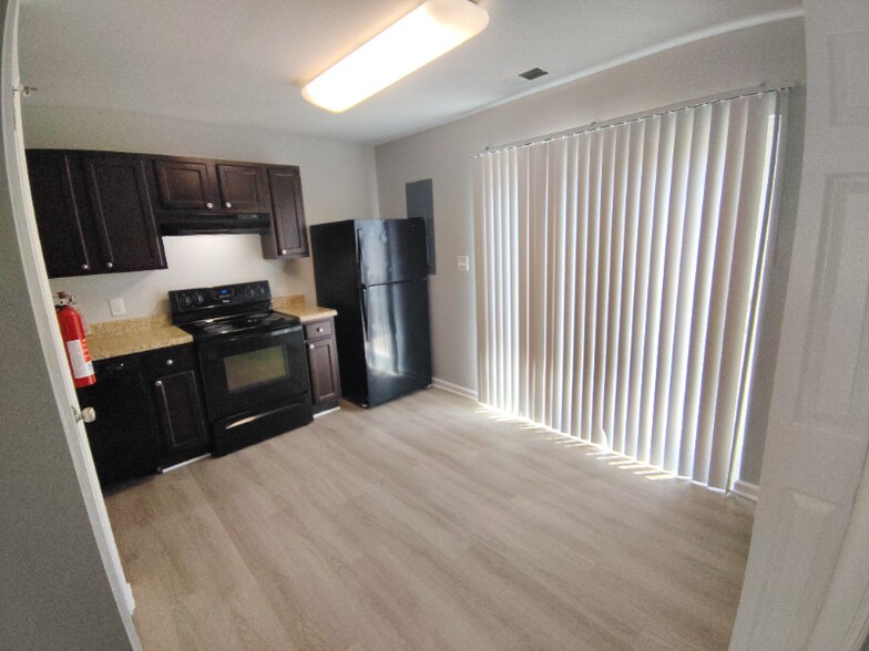 Building Photo - 54 Ferguson Dr