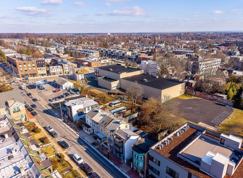 Building Photo - 46 W Washington Ln