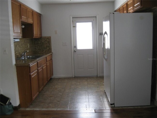 Building Photo - 620 31st Ave E