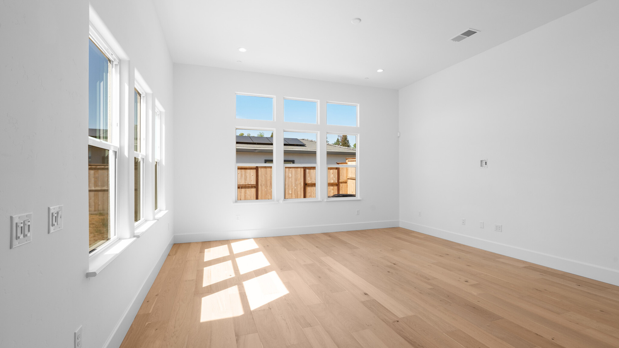 Building Photo - 3840 Fletcher Park Cir