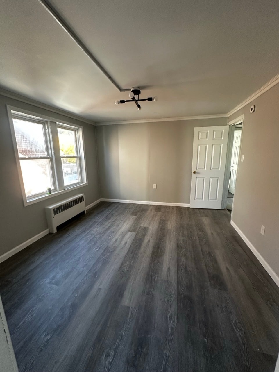 Building Photo - 526 Selfridge St