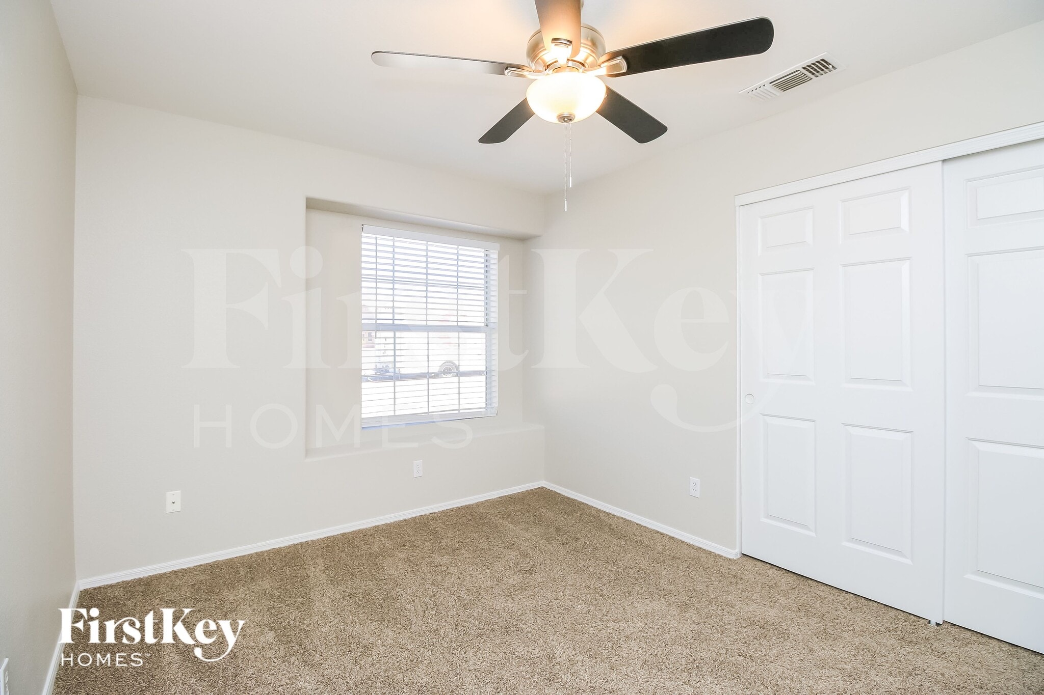 Building Photo - 6057 E Preston St