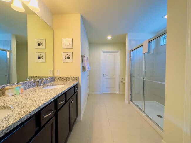 Building Photo - 2463 Tangier Dr