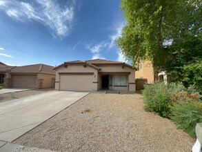 Building Photo - POPULAR PECAN CREEK GOLF COURSE SUBDIVISON