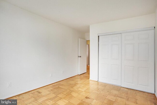Building Photo - 11801 Rockville Pike
