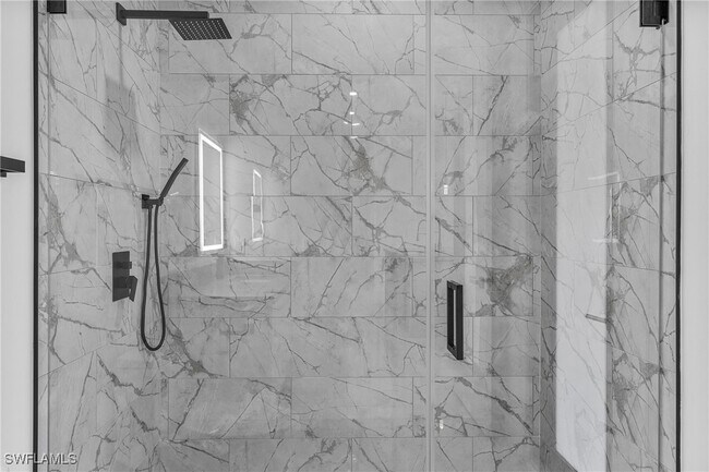 Building Photo - 4112 2nd St SW