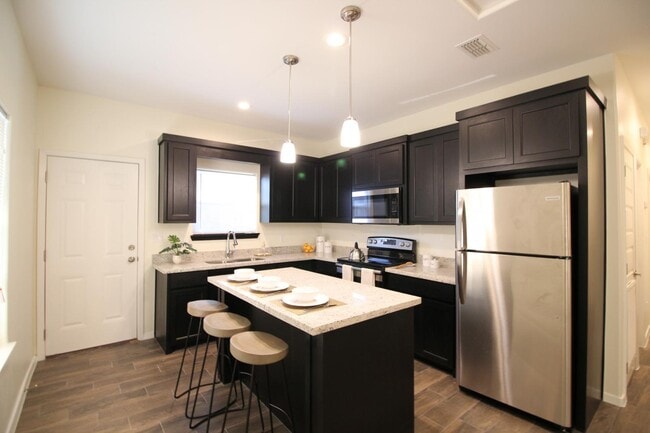 Building Photo - Monmack Landing Apartments