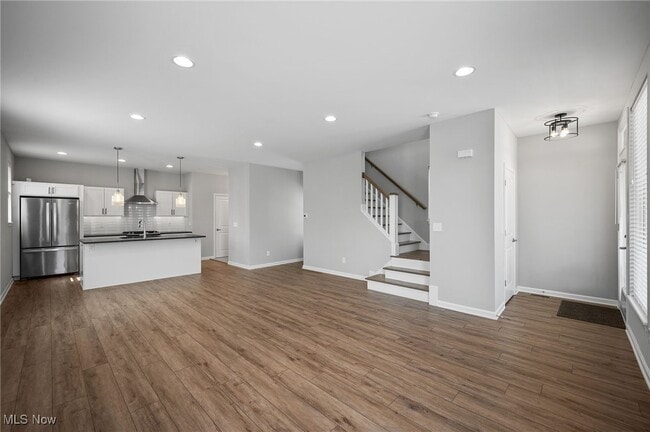 Building Photo - 2078 W 44th St