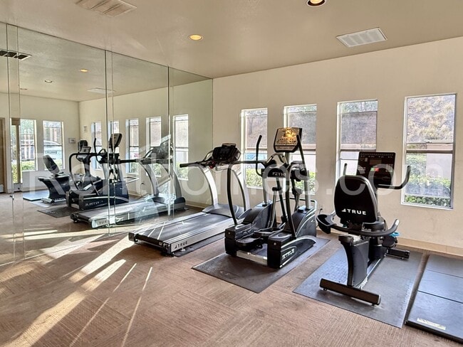 Building Photo - 11679 Westview Pkwy