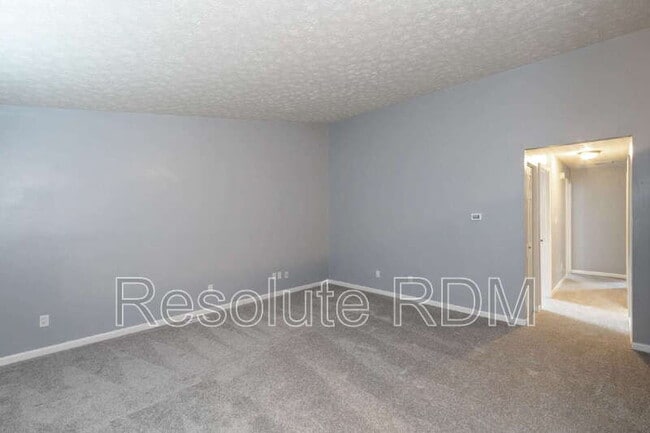 Building Photo - 3826 Ireland Dr
