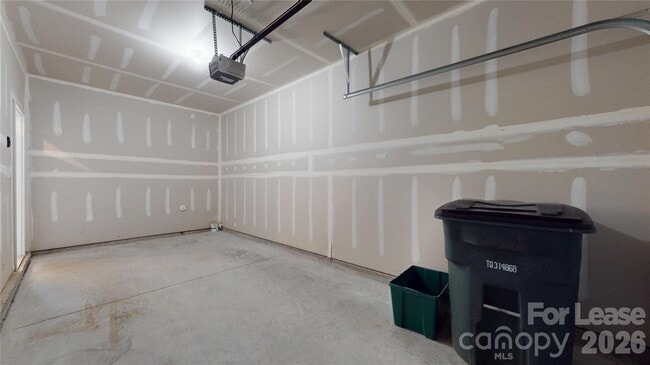 Building Photo - 6430 Revolutionary Trail