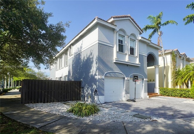 Primary Photo - 11216 NW 47th Ln