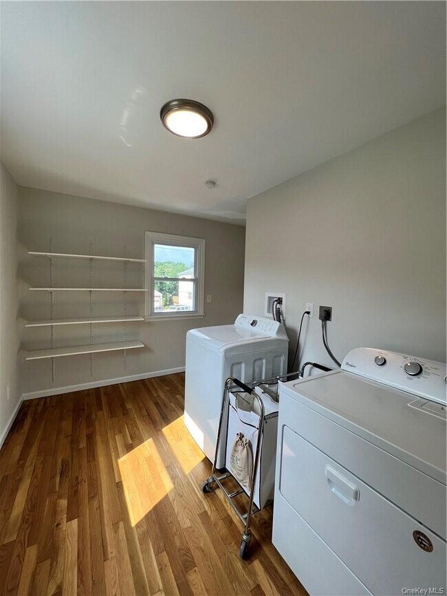 Building Photo - 133 Bradford St