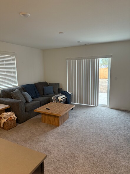 Building Photo - 16650 Grey Pne St