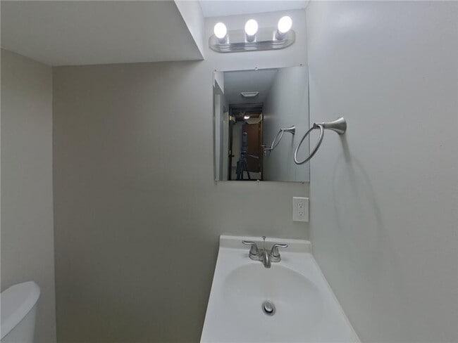 Building Photo - 2606 65th Ave N