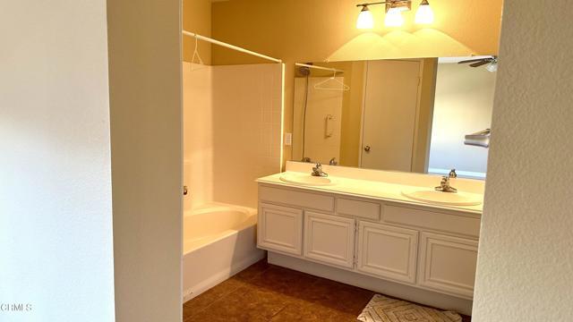 Building Photo - 1560 Tierra Buena Ct