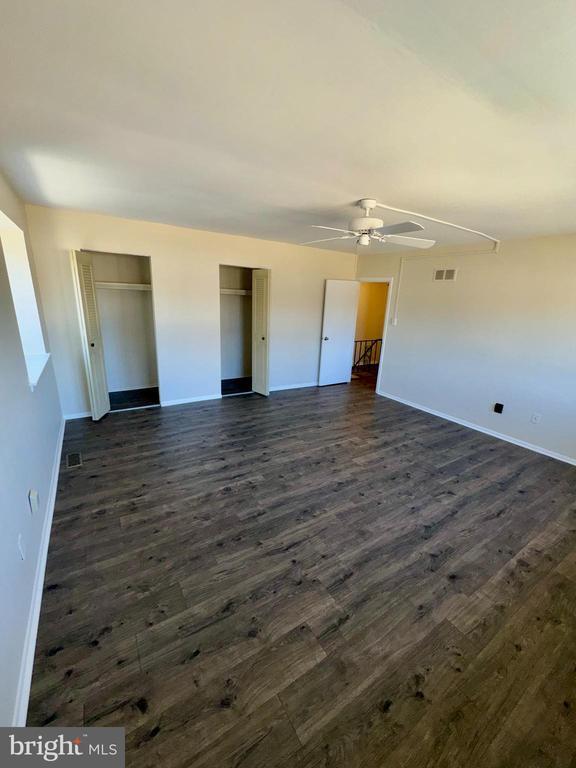 Building Photo - 22 Fitzwatertown Rd