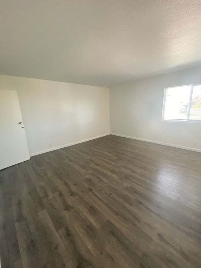 Building Photo - 34102 La Serena Dr
