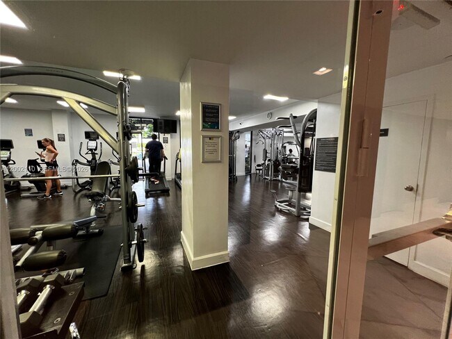 Building Photo - 3300 NE 192 St