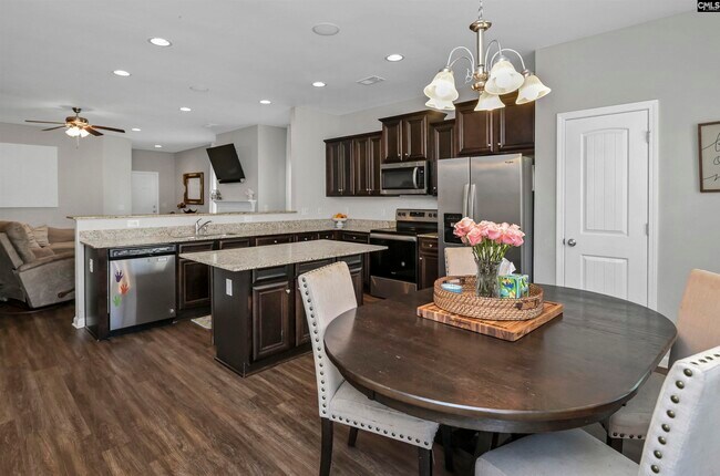 Building Photo - 836 Red Solstice Ct