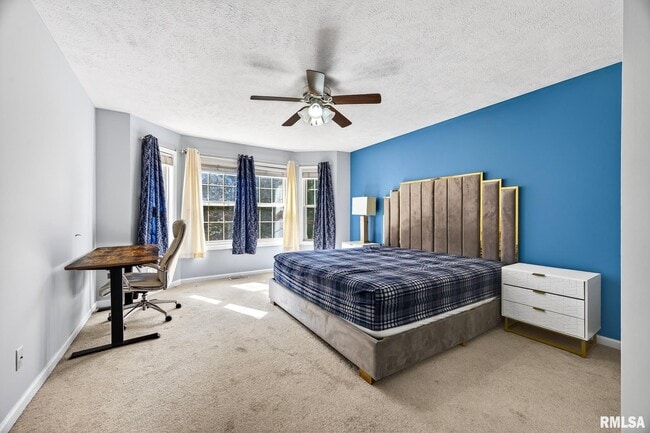 Building Photo - 2314 W Kenfield Ct