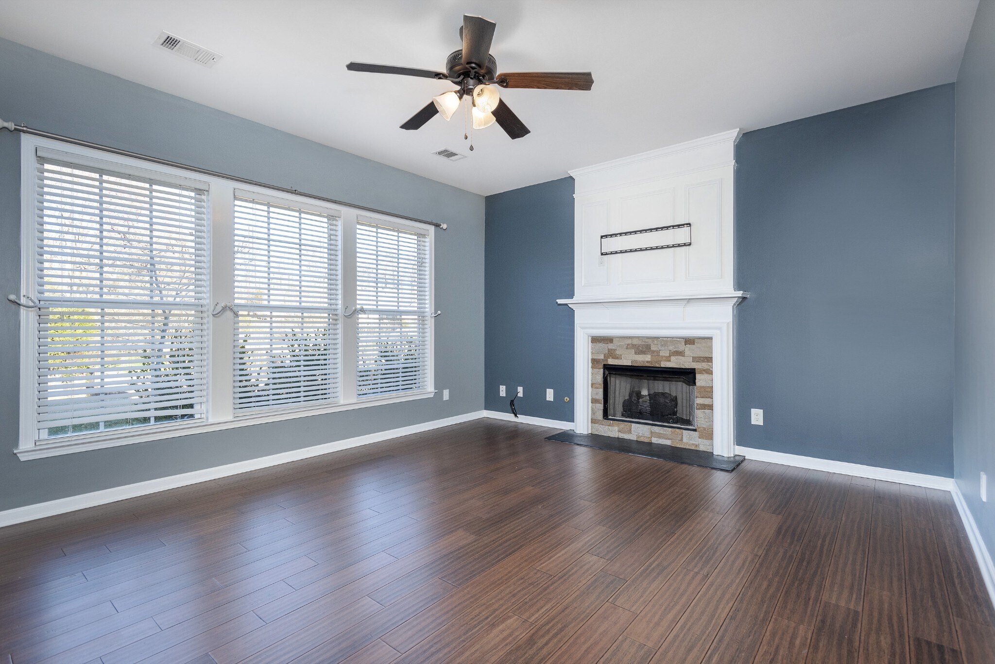 Building Photo - 2601 Potomac Ct