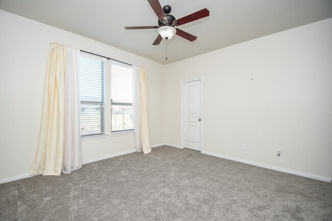 Building Photo - 5715 Water Violet Ln