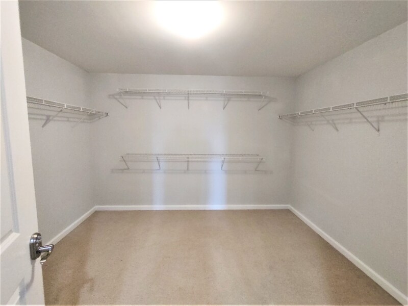 Building Photo - 2950 Mt Wilkinson Pkwy SE