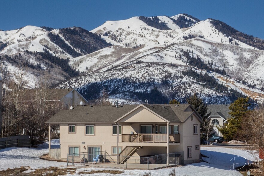 Building Photo - 6304 Parkridge Dr