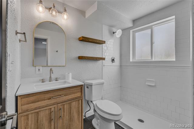 Building Photo - 5545 Elkhart St