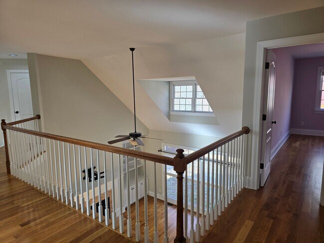 Building Photo - 3653 Pleasants Ridge Dr