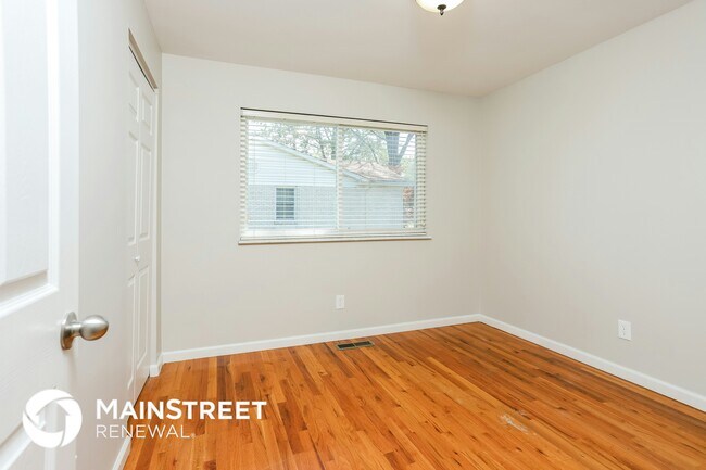 Building Photo - 14290 Mondoubleau Lane