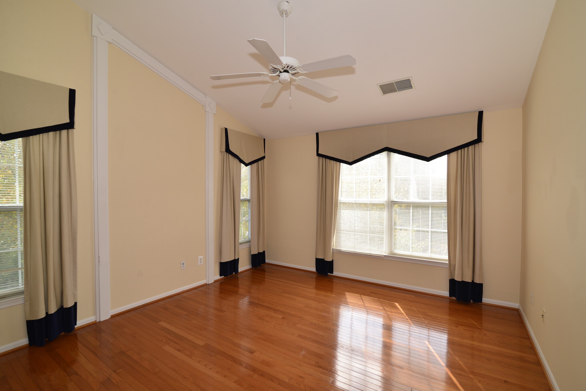 Master Bedroom1 - 11401 Abner Ave