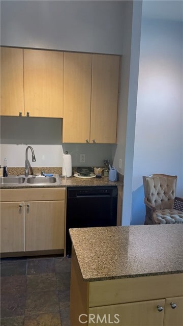 Building Photo - 488 E Ocean Blvd