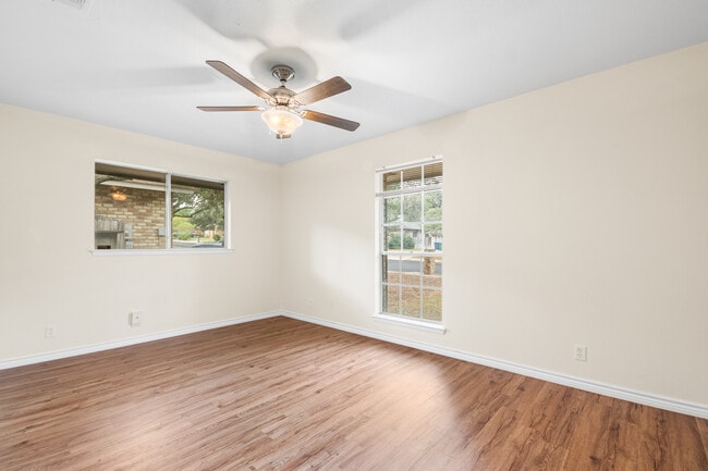 Building Photo - 8310 Watch Tower St