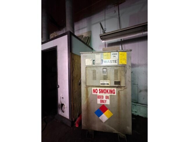 Building Photo - Automotive Commercial Warehouse for Lease