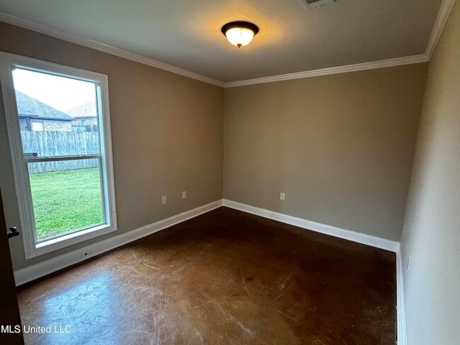 Building Photo - 221 Greenfield Ridge Dr