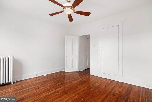 Building Photo - 3881 Manor St